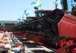 Combine harvesters in Kuyichirchik district are ready for the season